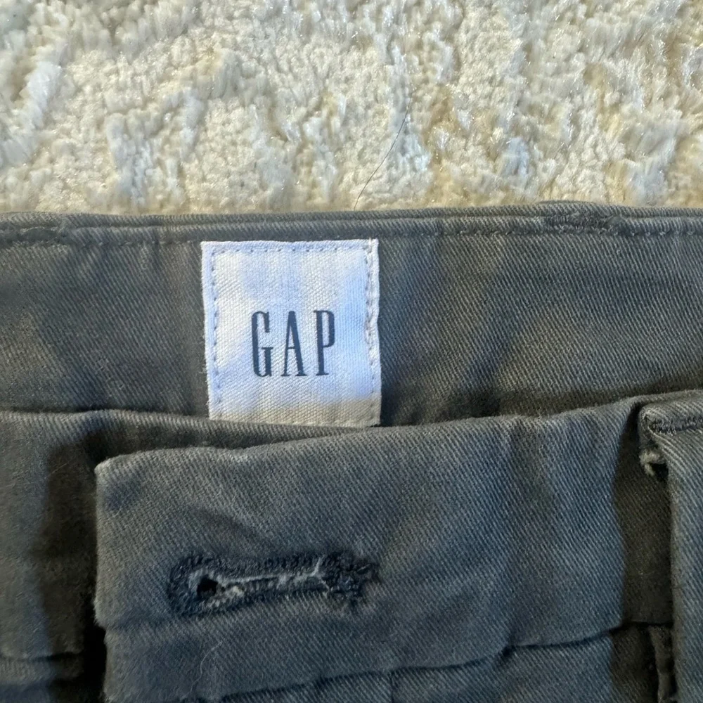 GAP Men's Dark Gray Chinos 34x34